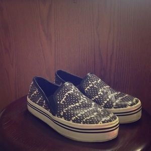 Snake skin sneakers! Great slip on sneakers!